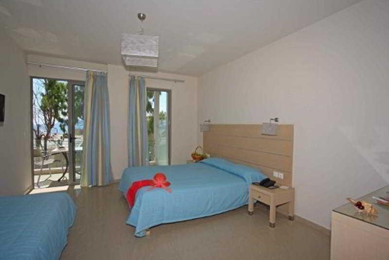 Corissia Beach Hotel ゲオルギオポリス エクステリア 写真