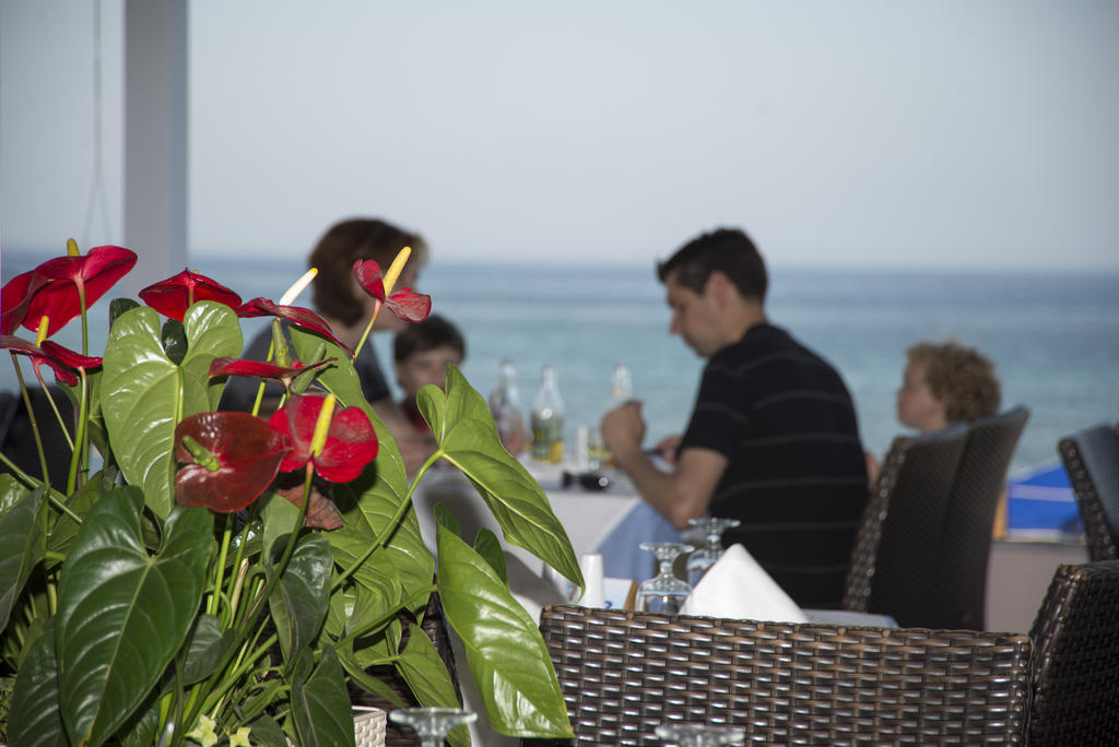 Corissia Beach Hotel ゲオルギオポリス エクステリア 写真