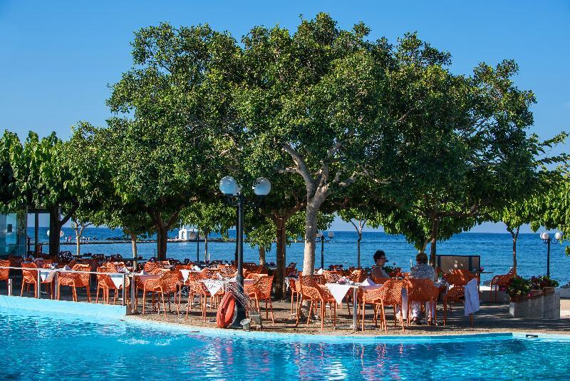 Corissia Beach Hotel ゲオルギオポリス エクステリア 写真